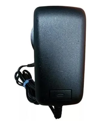 FUENTE SWITCHING GENERICA 12V 4A +PLUG CON BORNERA FU2155